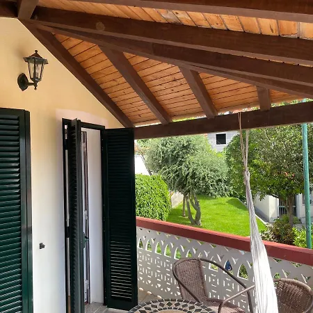 Cosy 2 Bedroom In The Heart Of Ferienhaus Jardim do Mar